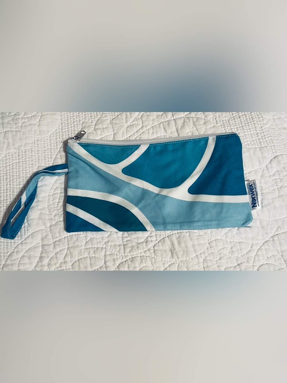 NEW Norwex Grab N Go Wristlet